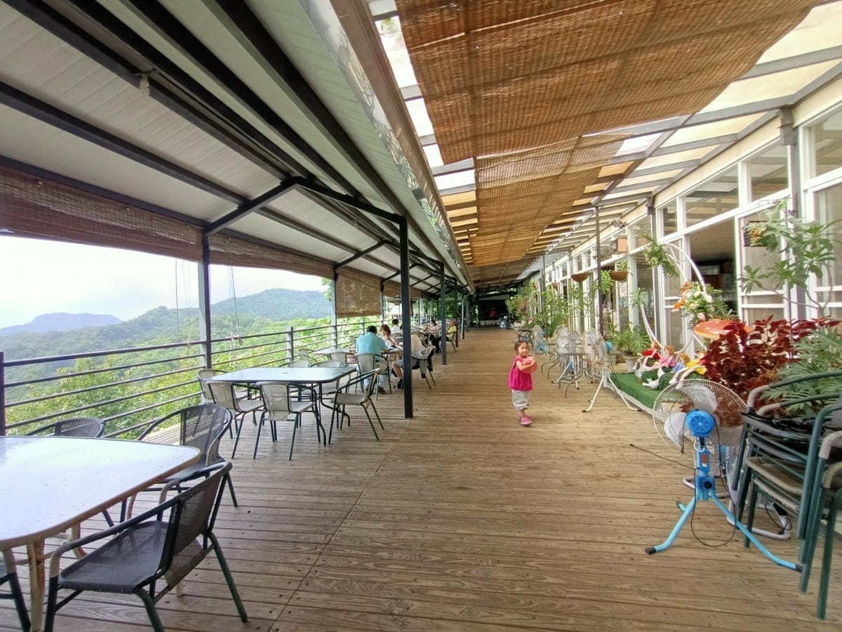 丹品咖啡-景觀咖啡廳,每人低消飲品,有那價值呦 丹品咖啡-景觀咖啡廳,每人低消飲品,有那價值呦