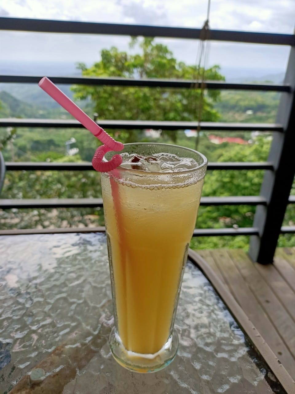 丹品咖啡-景觀咖啡廳,每人低消飲品,有那價值呦 丹品咖啡-景觀咖啡廳,每人低消飲品,有那價值呦