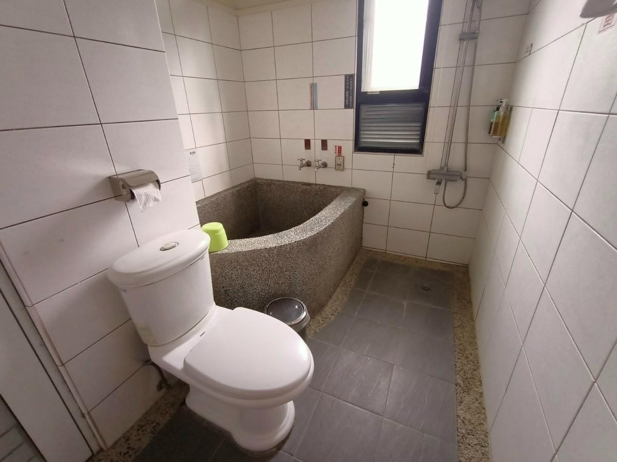 富御館-泥漿溫泉泡澡真舒服