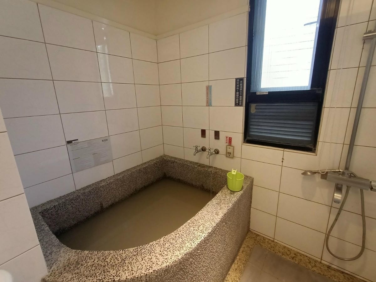 富御館-泥漿溫泉泡澡真舒服