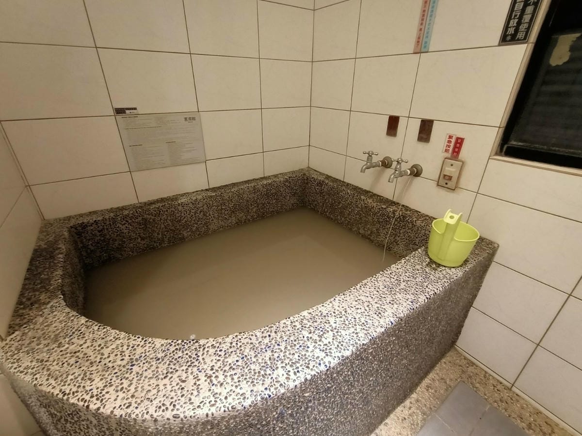 富御館-泥漿溫泉泡澡真舒服