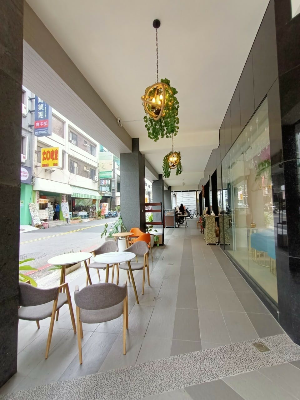 甜花窗雞蛋糕-有可愛萌店狗 甜花窗雞蛋糕-有可愛萌店狗