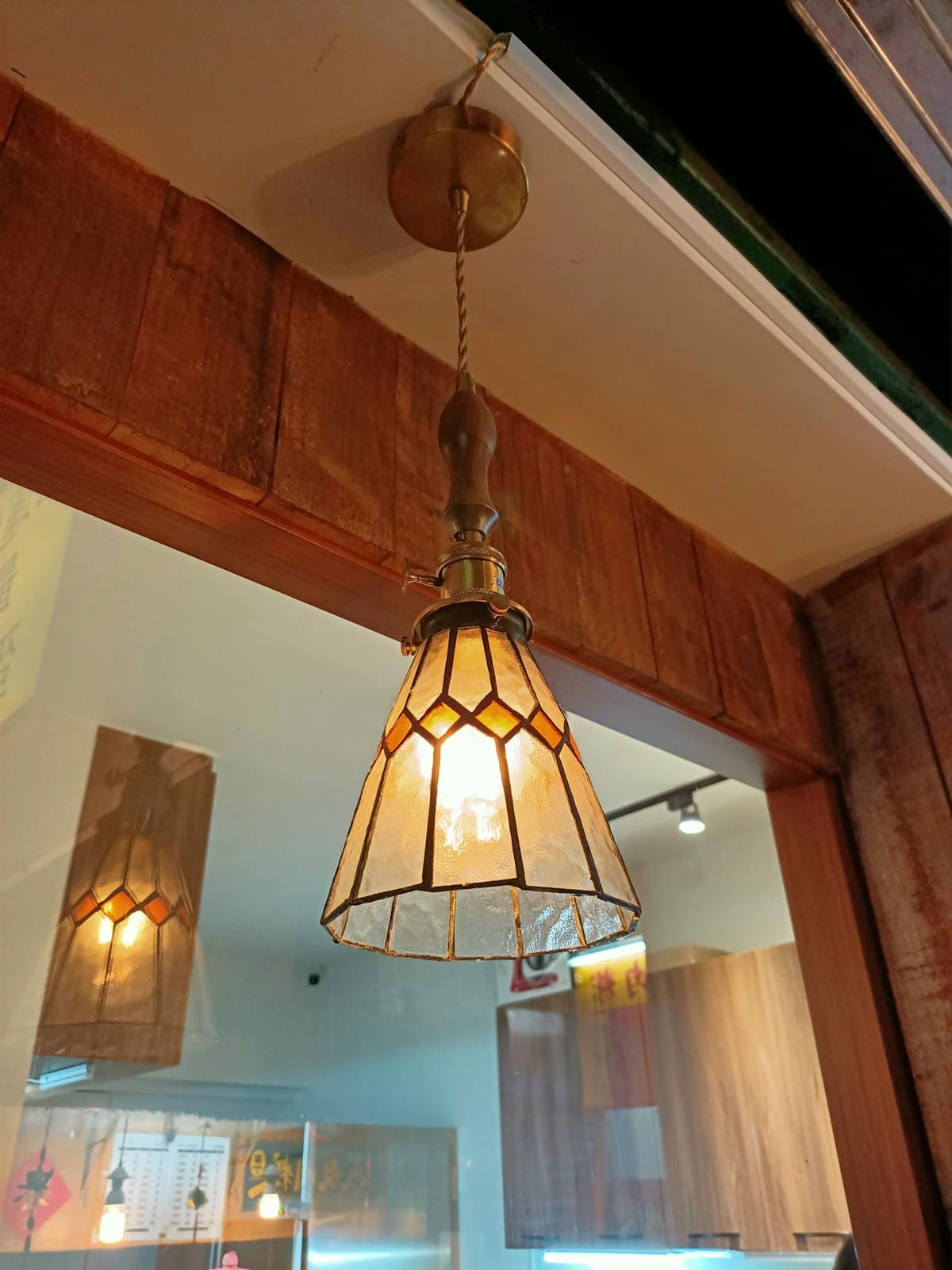 歪歪歪甜點-號稱花蓮地表最強蛋黃酥,來高雄展店