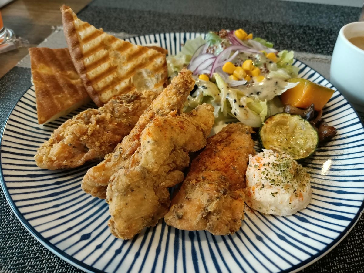 找是吉 和食珈琲-日式早午餐