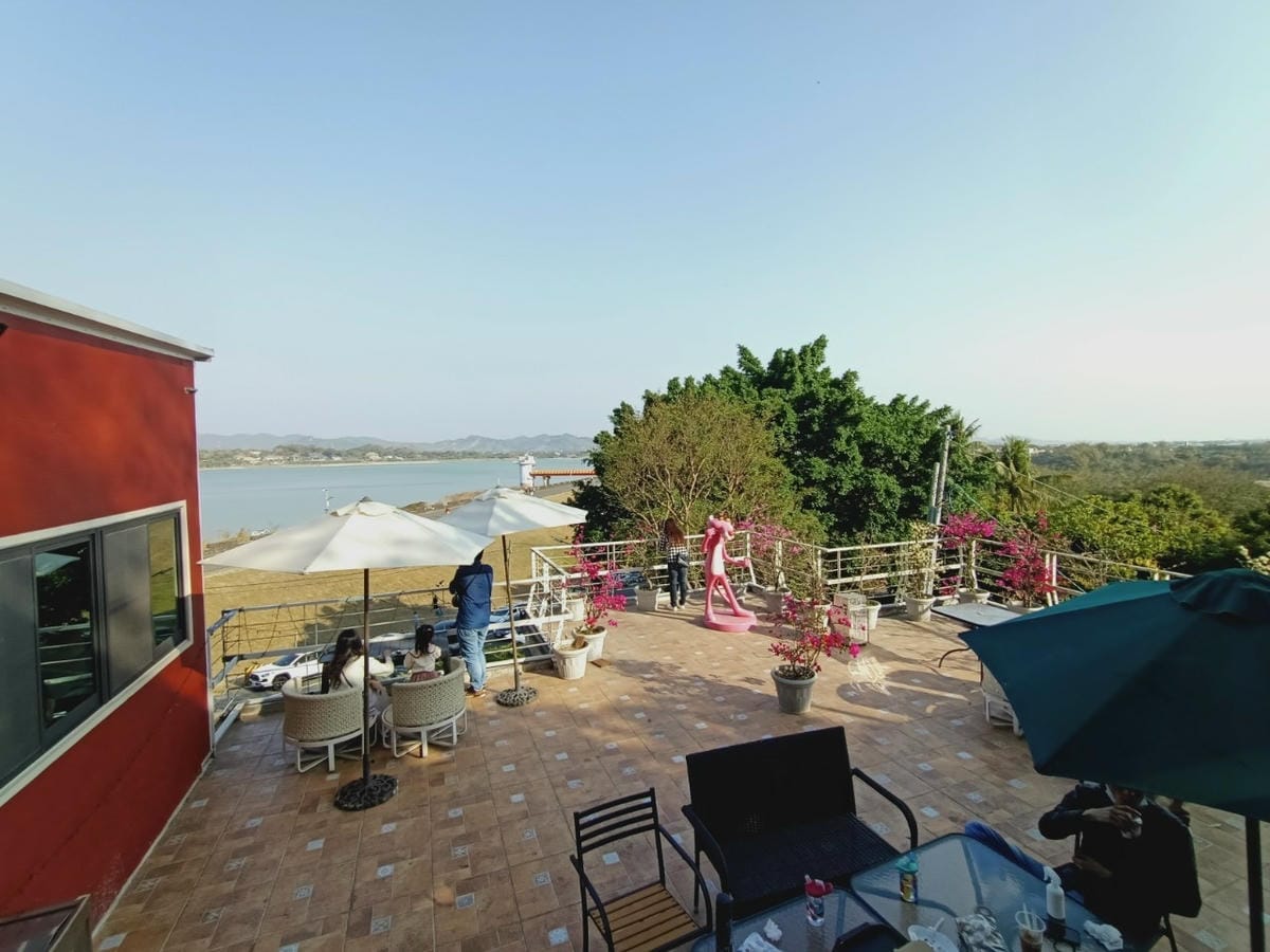 長堤cafe -阿公店水庫旁-湖景咖啡館