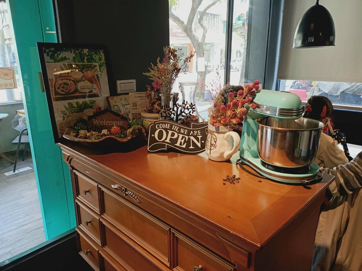 莓塔咖啡館新崛江店-竉物友善