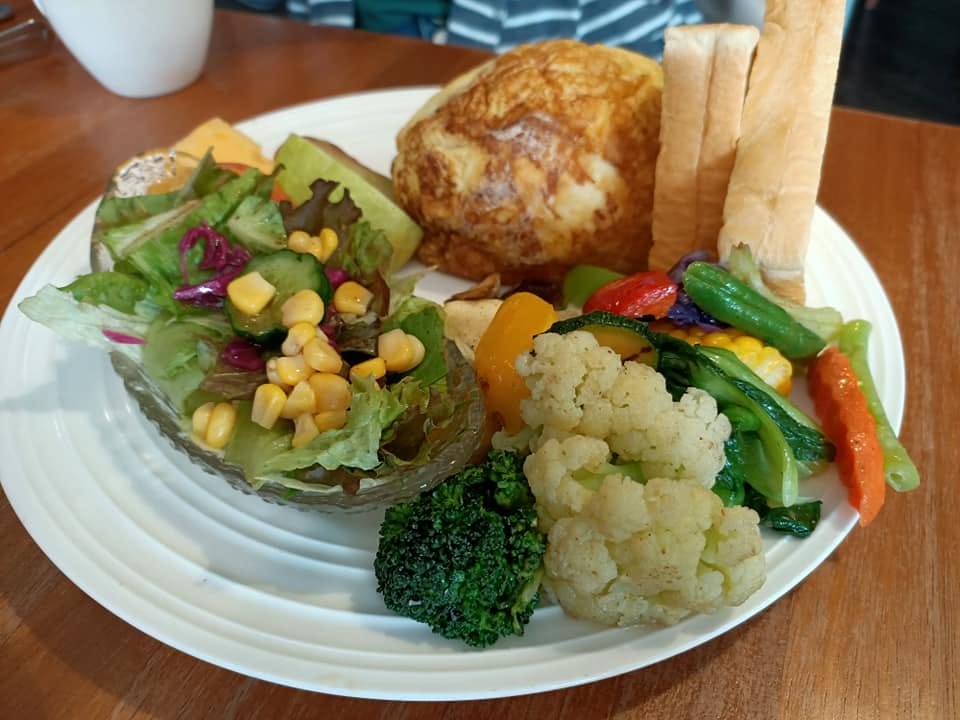 豆谷咖啡-工業風餐廳,適合聚會