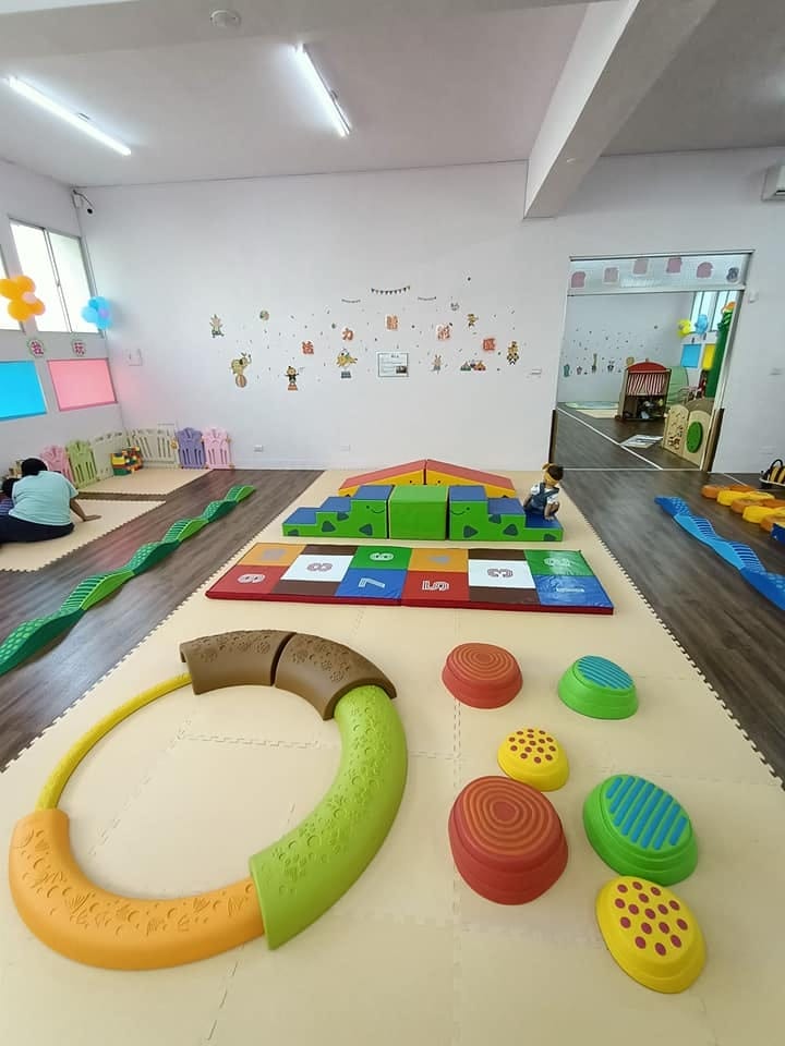 台南南區親子悠遊館-小彤彤最愛