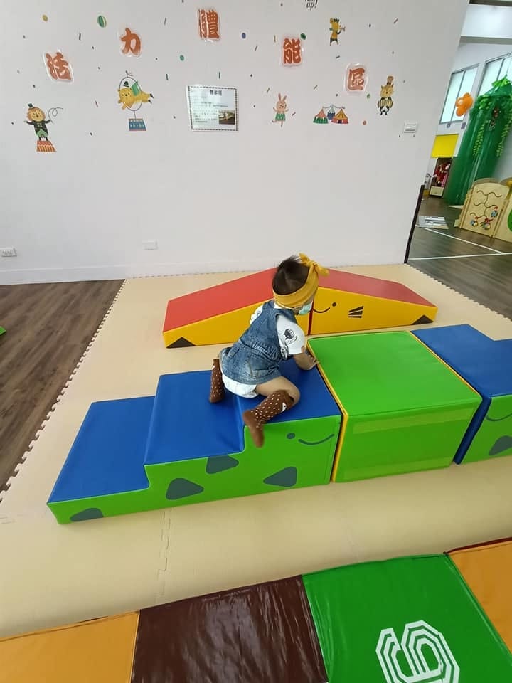 台南南區親子悠遊館-小彤彤最愛