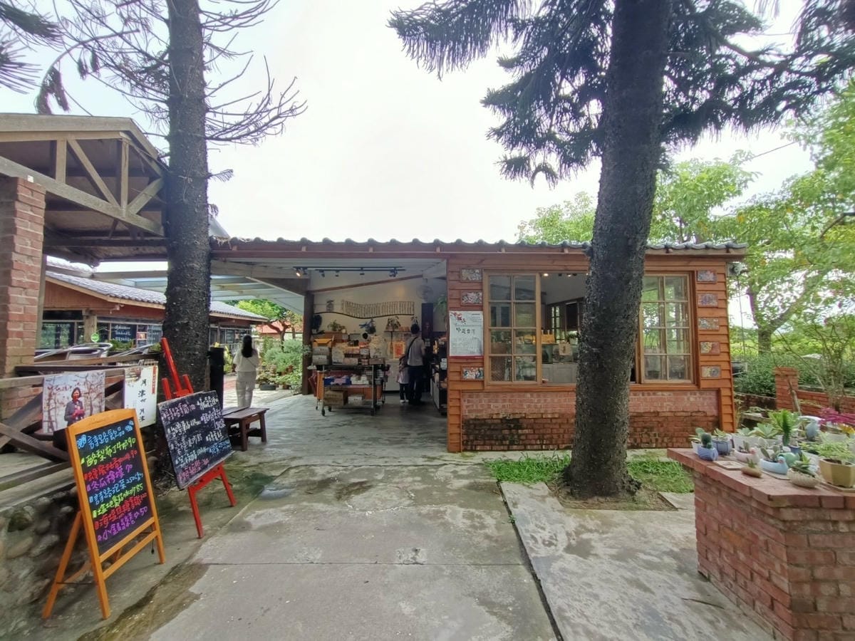 台灣絲路-朝聖時,請留意花季