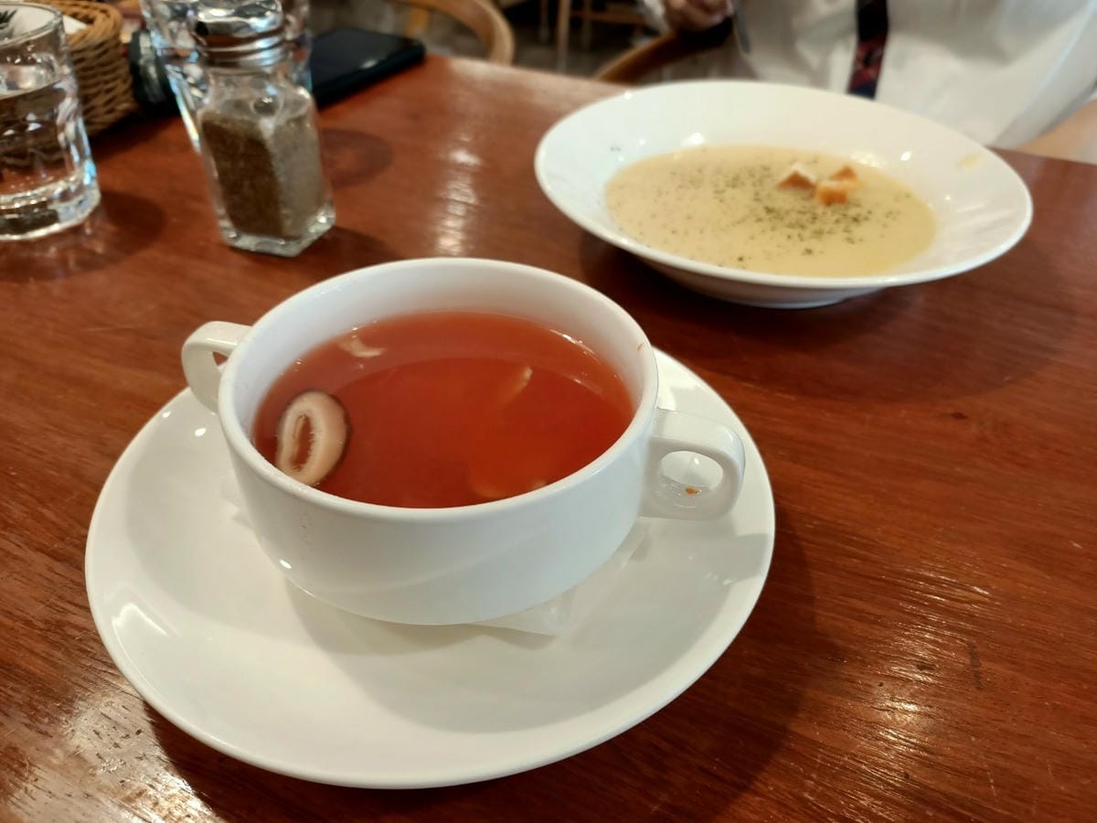 newhouse歐風新食館-來回味年輕時常朝聖的店