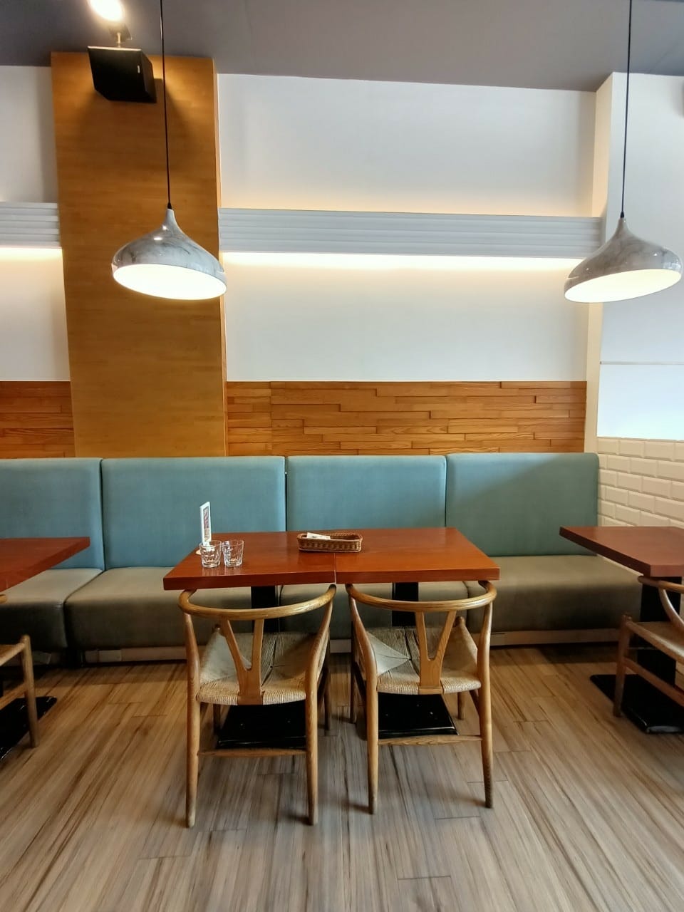 newhouse歐風新食館-來回味年輕時常朝聖的店