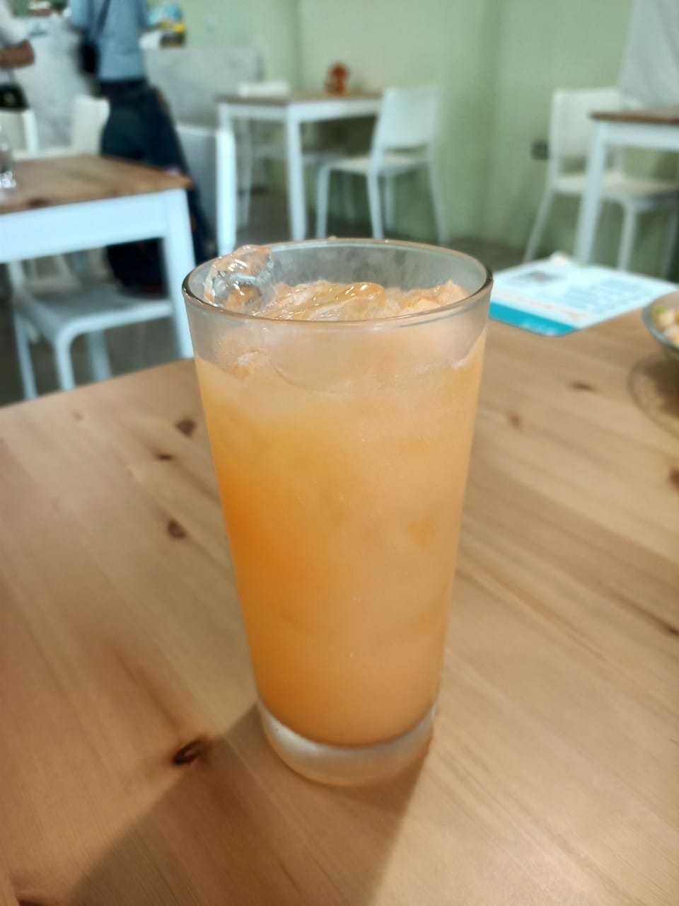 零負擔 poke 沙拉專賣店-隨喜好自由搭配