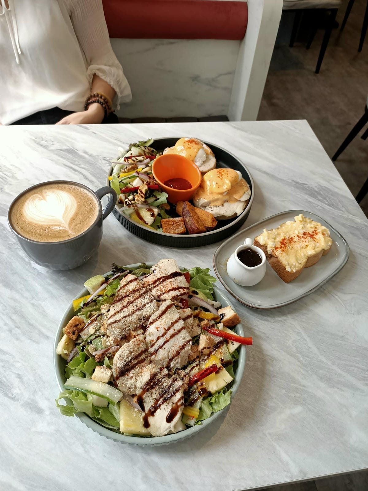 美術館阿如14514221210