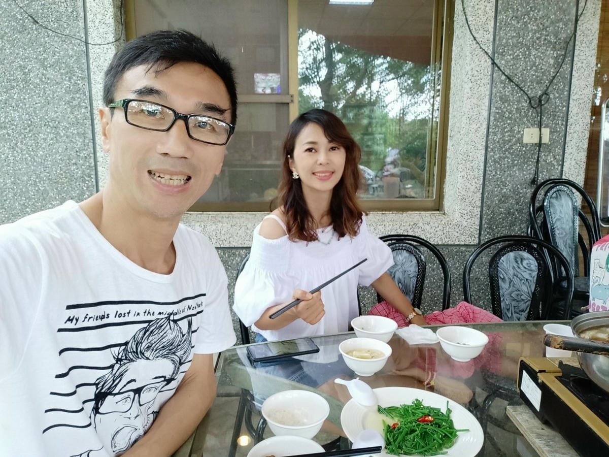 野店食堂-古早味梅子雞必點,有人情味好店一枚