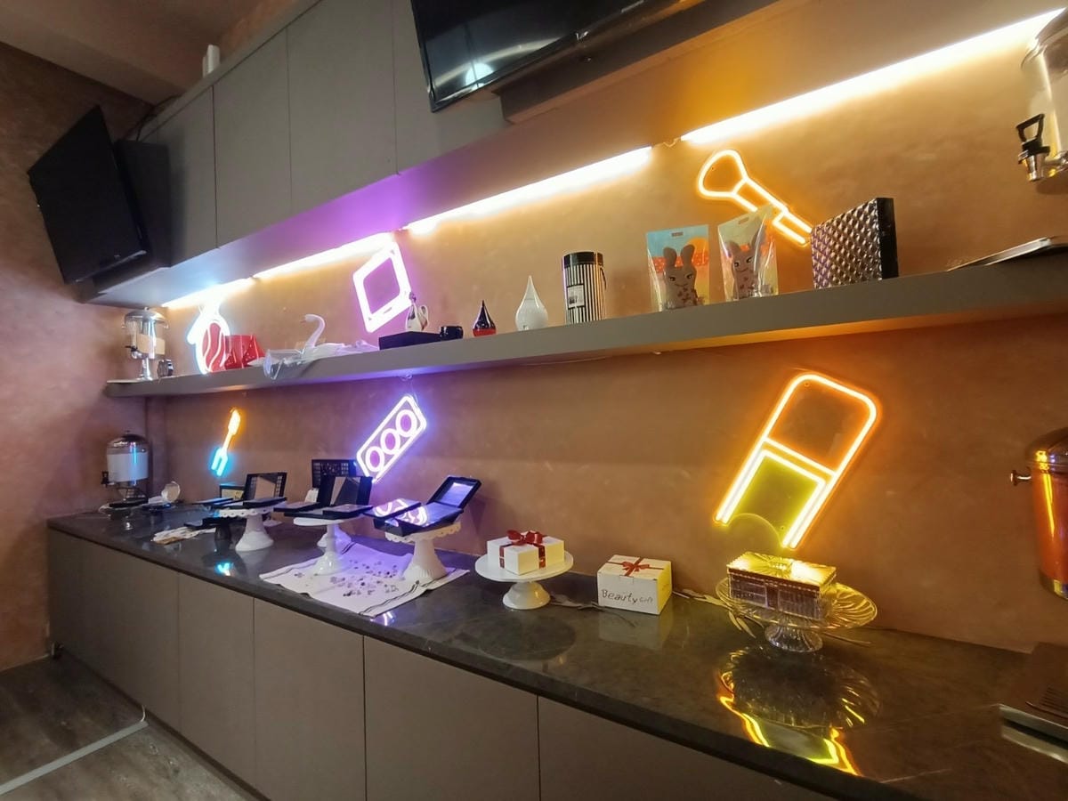 跟著哈媽去溜達-小小彩妝師25200202