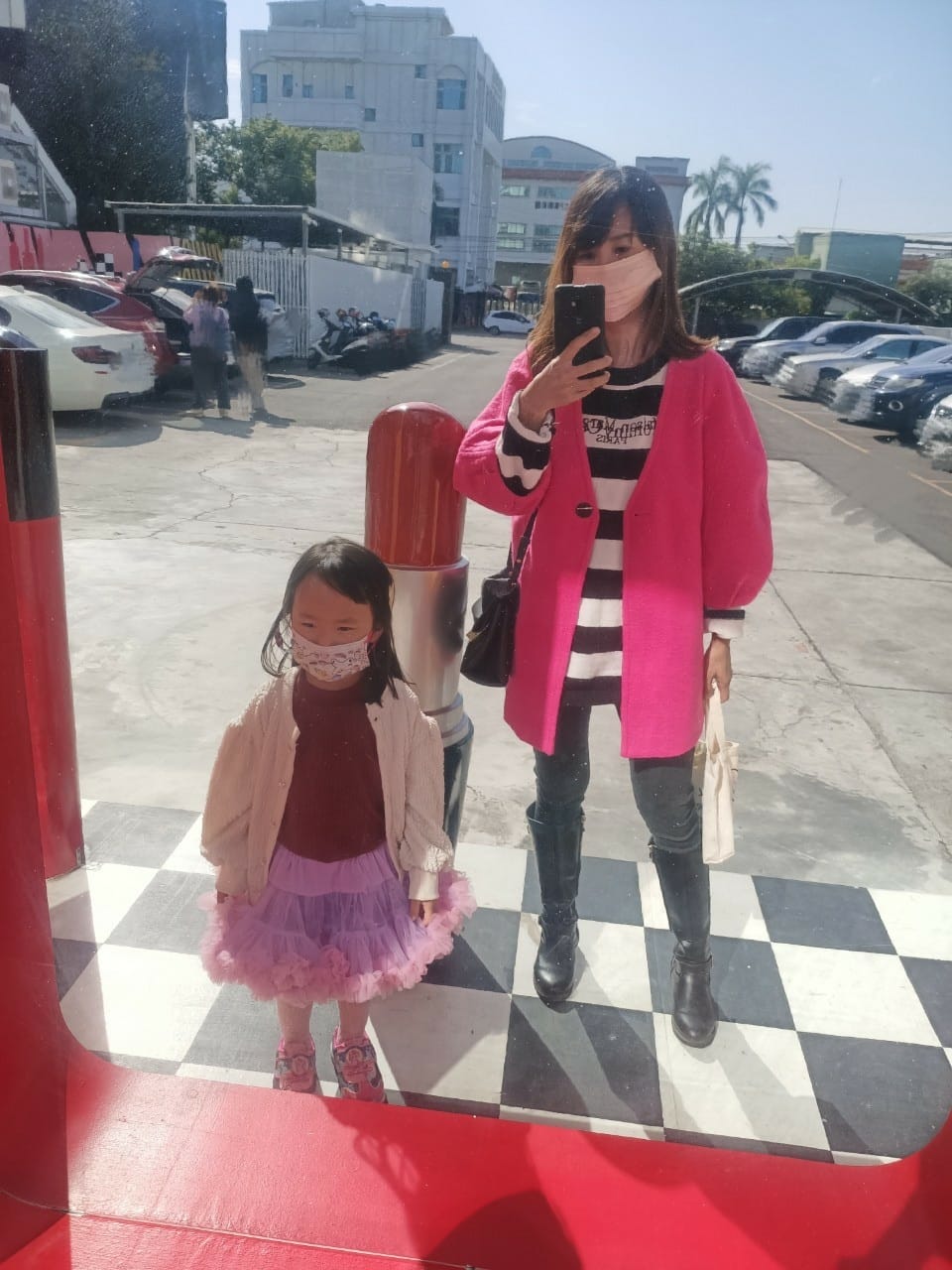 跟著哈媽去溜達-小小彩妝師25200202