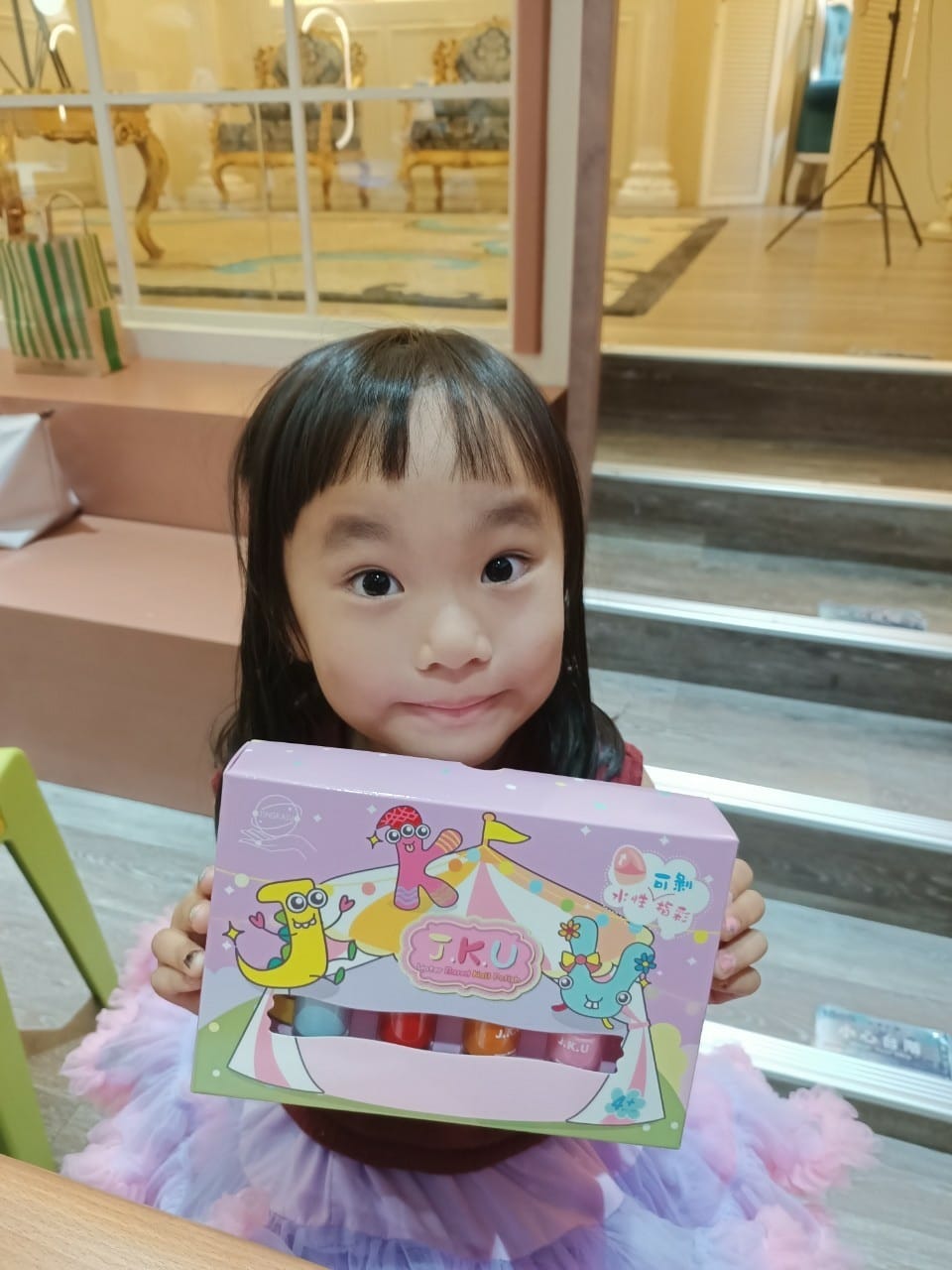 跟著哈媽去溜達-小小彩妝師25200202