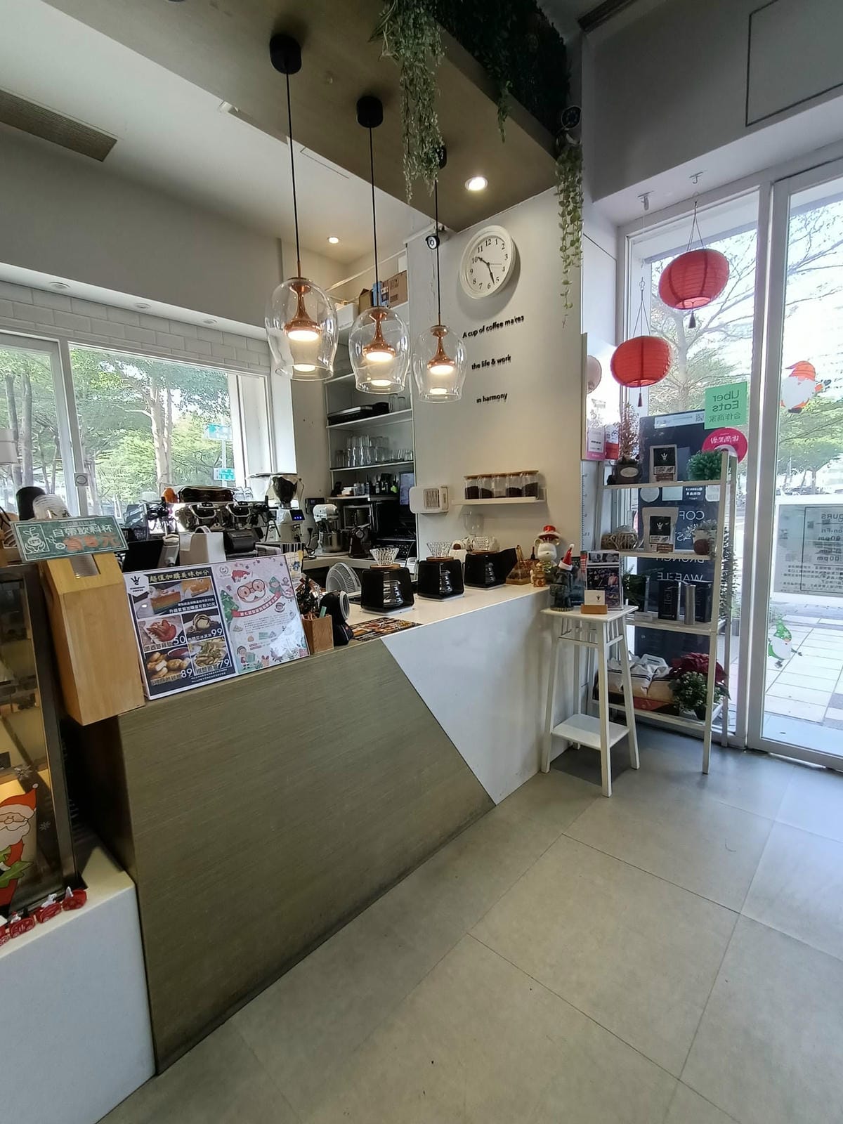 金茂宜咖啡館-喜愛占卜的朋友別錯過