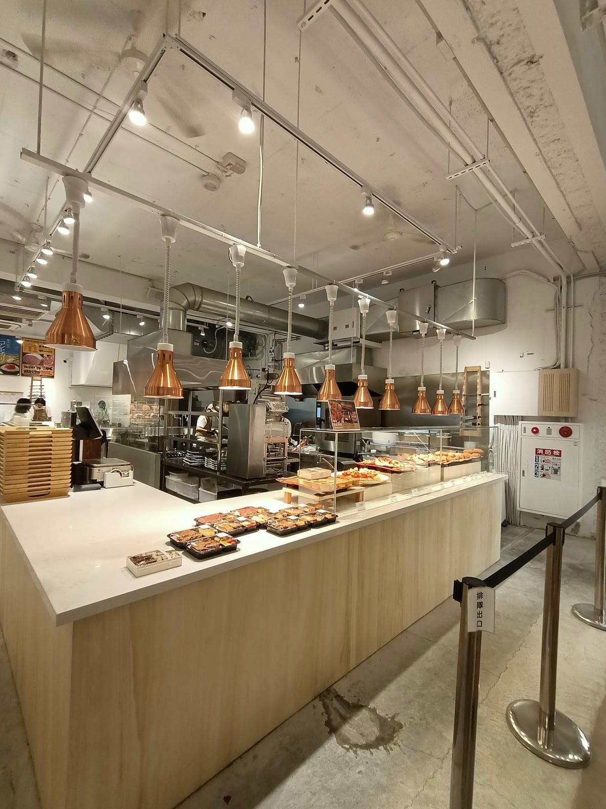 平凡五金行2010220