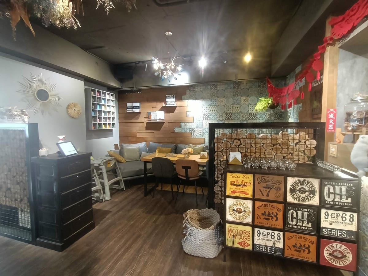 艾柏達210201201 艾柏達210201201