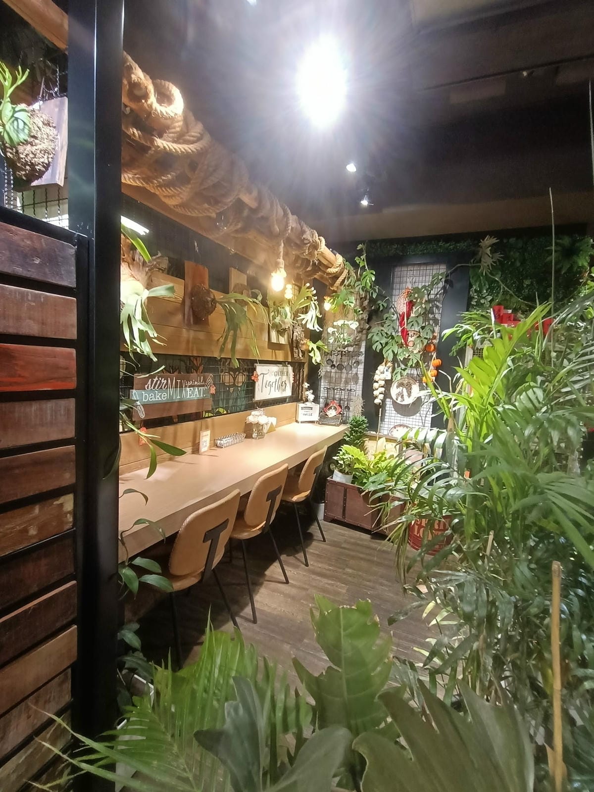 艾柏達210201201 艾柏達210201201