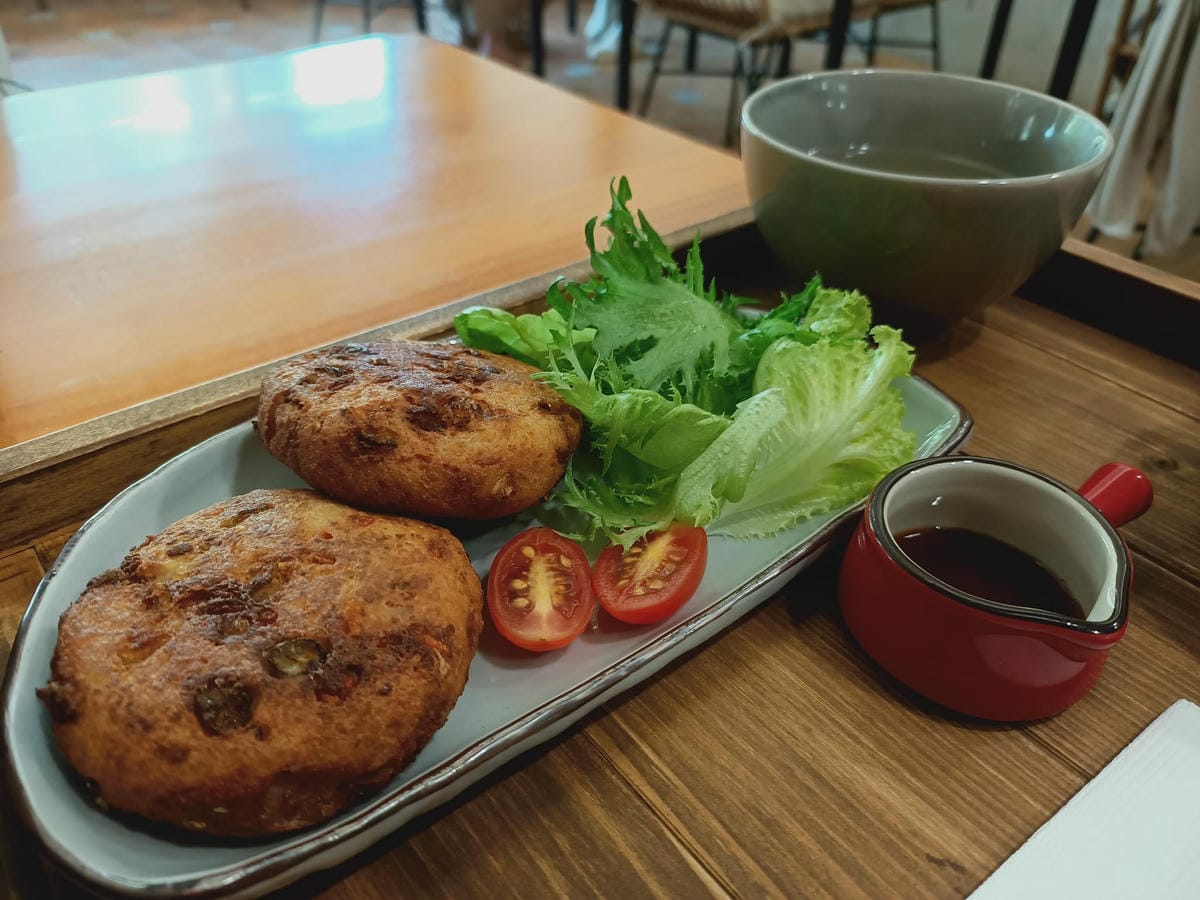 豐伍玖52122212 豐伍玖52122212