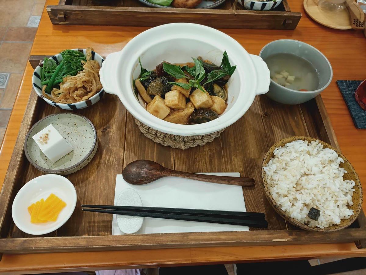 豐伍玖52122212 豐伍玖52122212