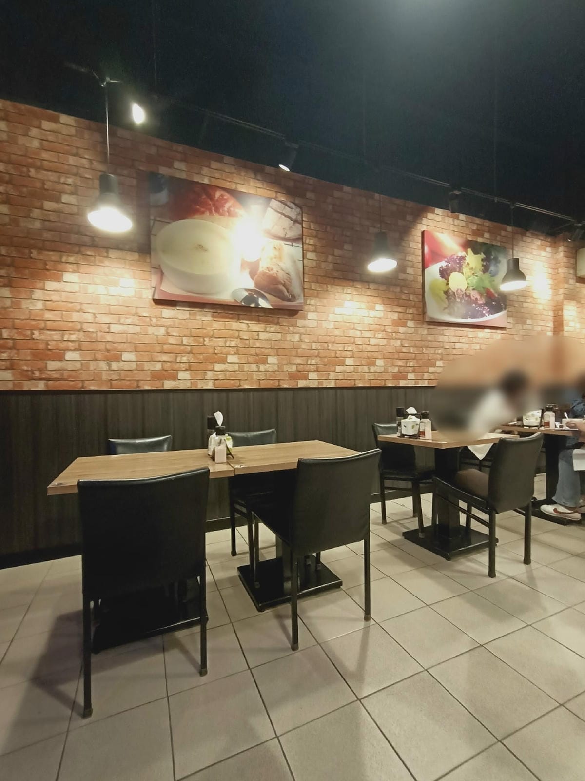 丹妮牛排-豐盛水果生菜沙拉,主餐堅持食材原味,每個細節都倍感