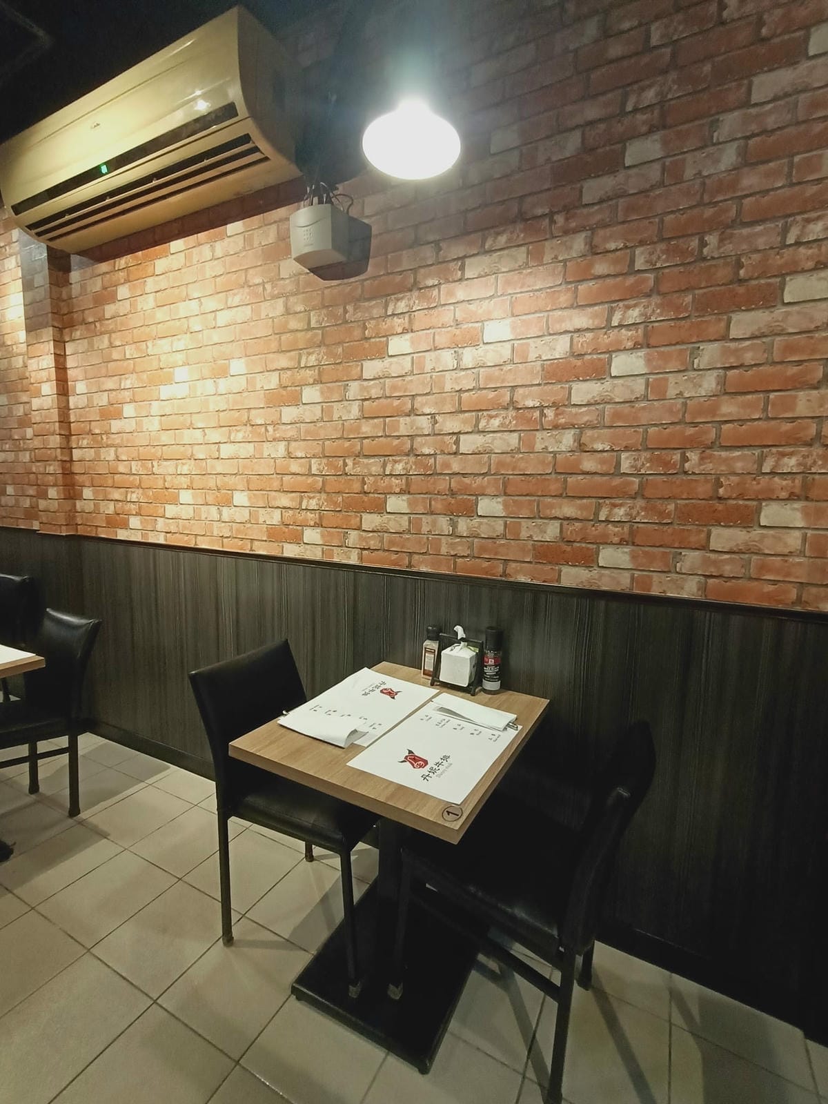 丹妮牛排-豐盛水果生菜沙拉,主餐堅持食材原味,每個細節都倍感