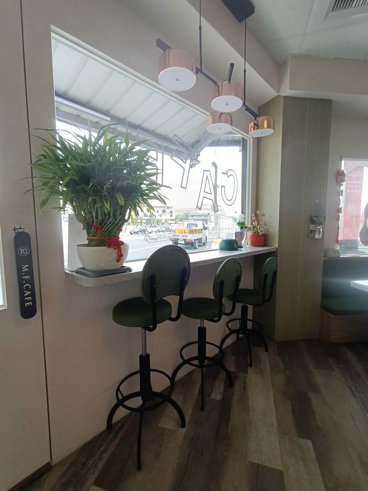 蜜坊咖啡-蛋糕控會愛上