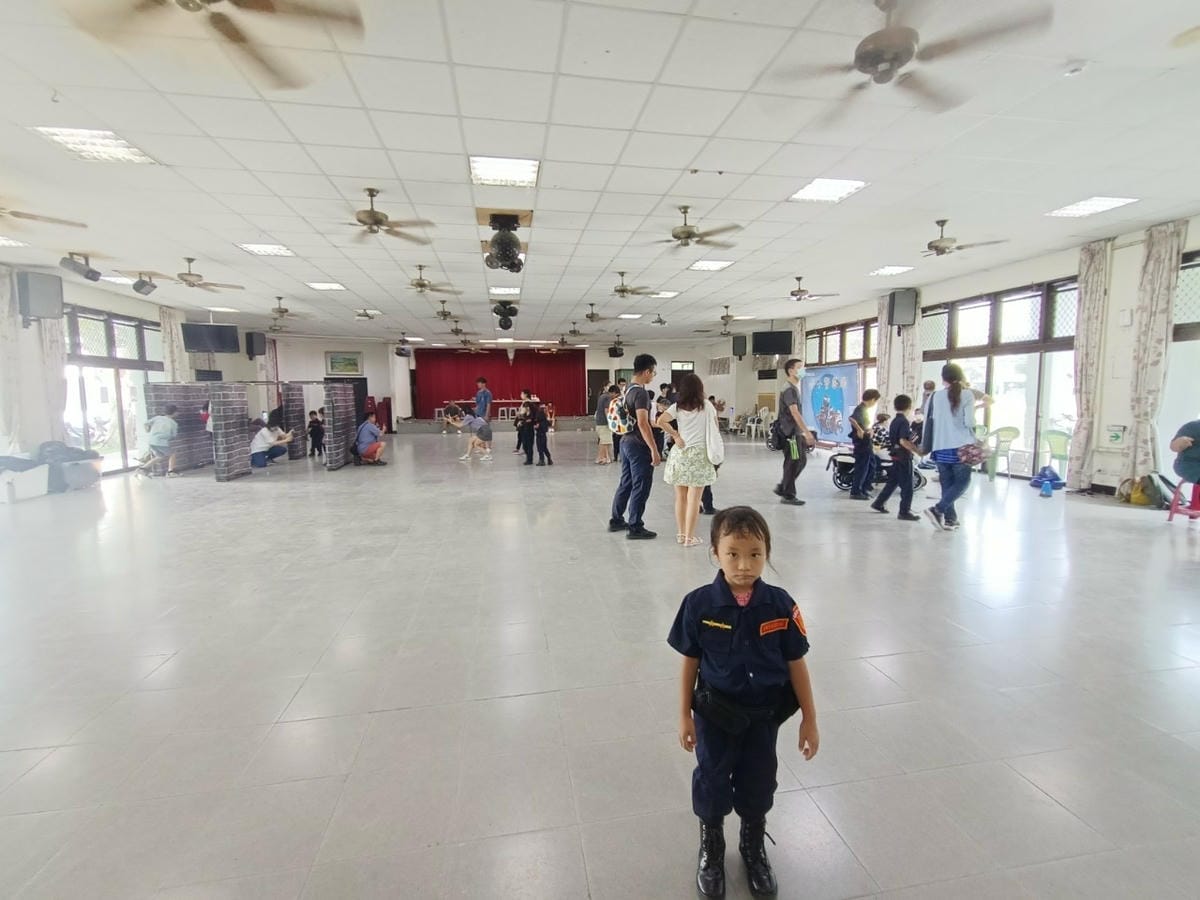 跟著哈媽去溜達-小小波力士 跟著哈媽去溜達-小小波力士