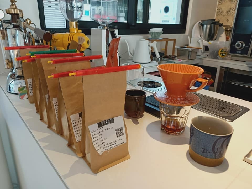 巷弄走走-餐點優質服務親切,來訪別忘買桶爆米花