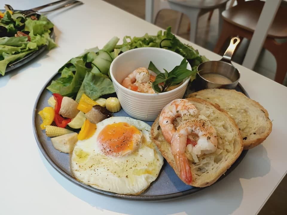 巷弄走走-餐點優質服務親切,來訪別忘買桶爆米花