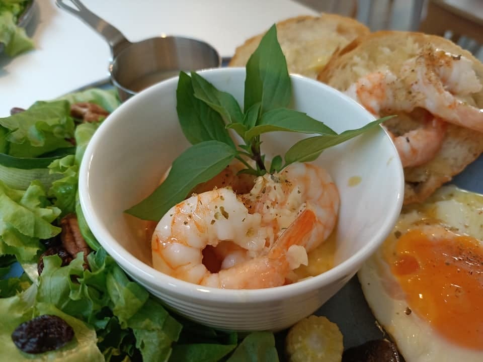 巷弄走走-餐點優質服務親切,來訪別忘買桶爆米花