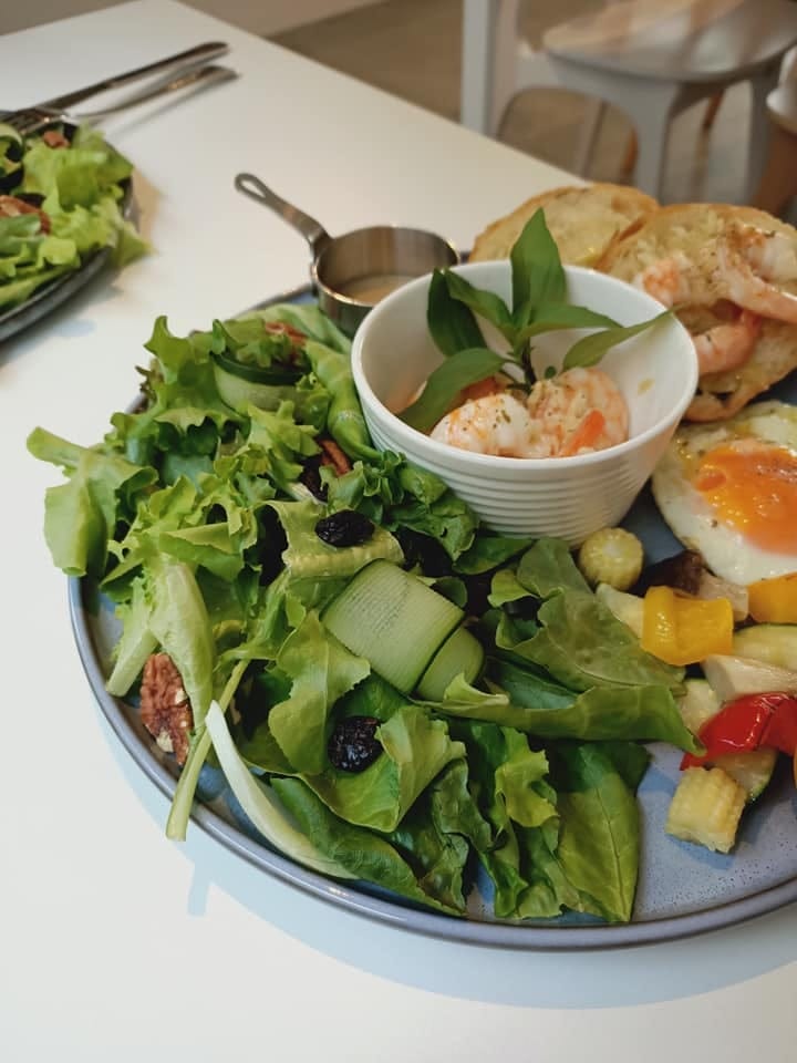 巷弄走走-餐點優質服務親切,來訪別忘買桶爆米花