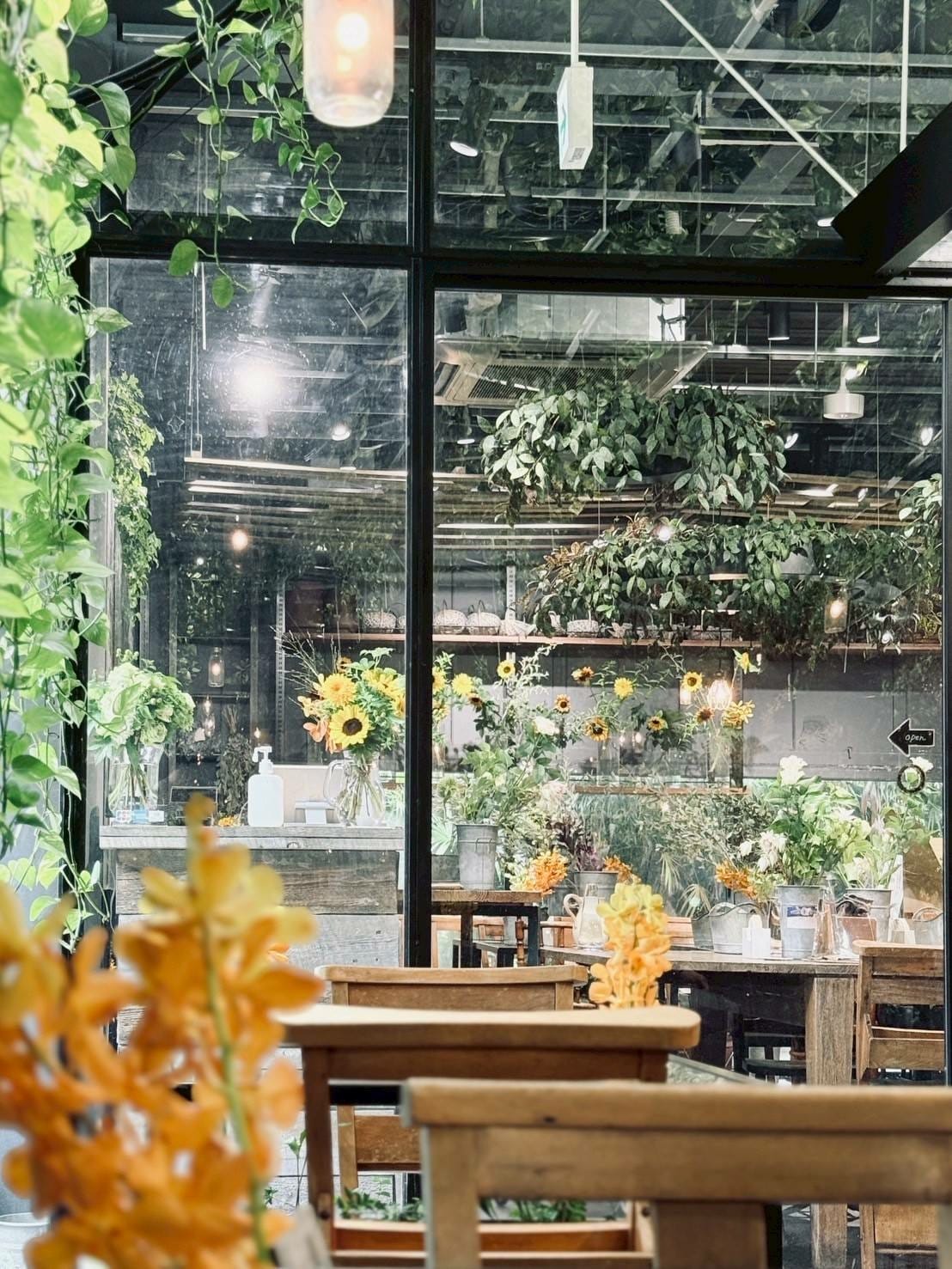 Aoyama Flower Market Green Hou