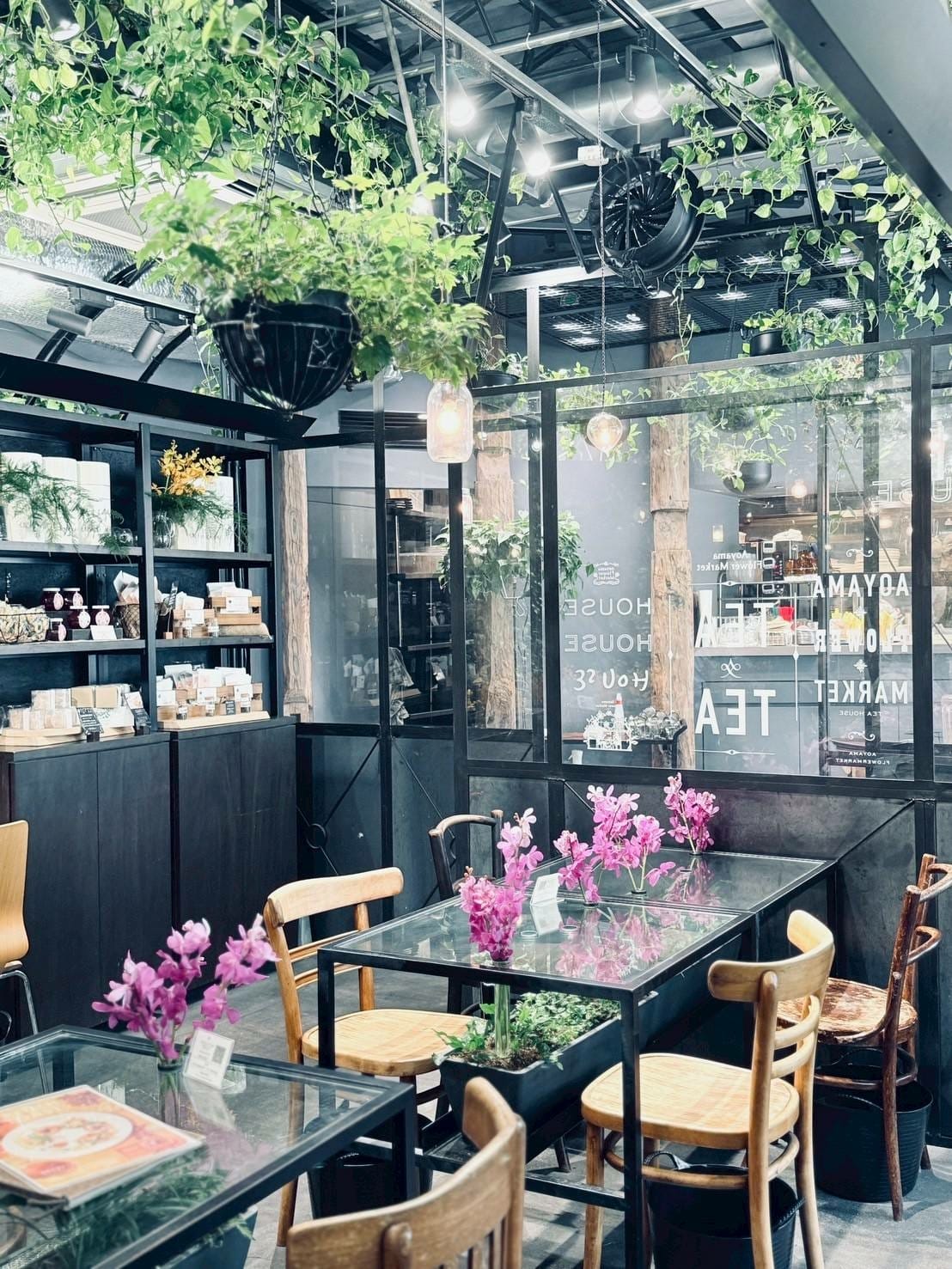 Aoyama Flower Market Green Hou