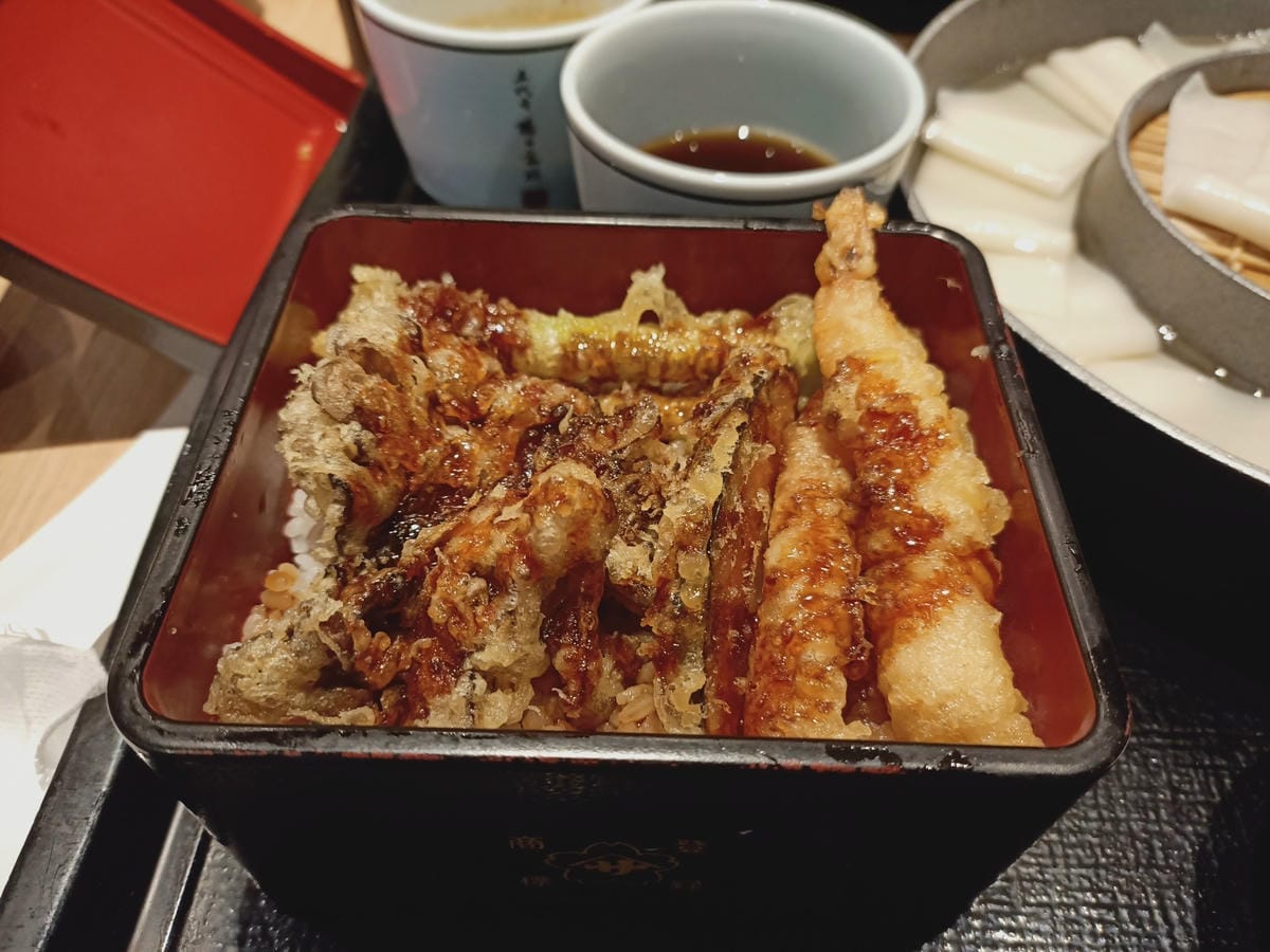 五代目花山烏冬(銀座店)-即便一早要抽號碼牌也要吃