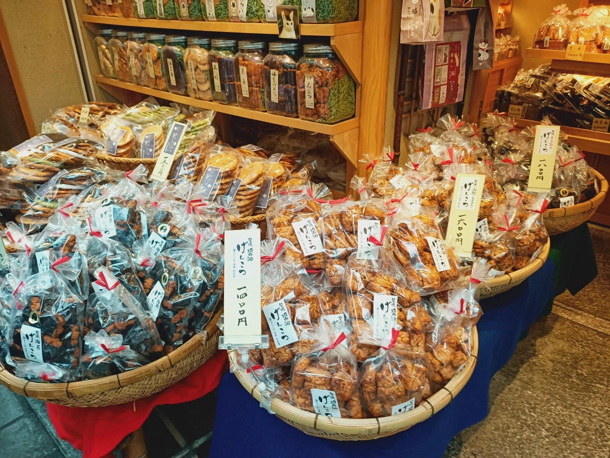 淺草雷門半日遊-即便是雨天也很好逛!!!