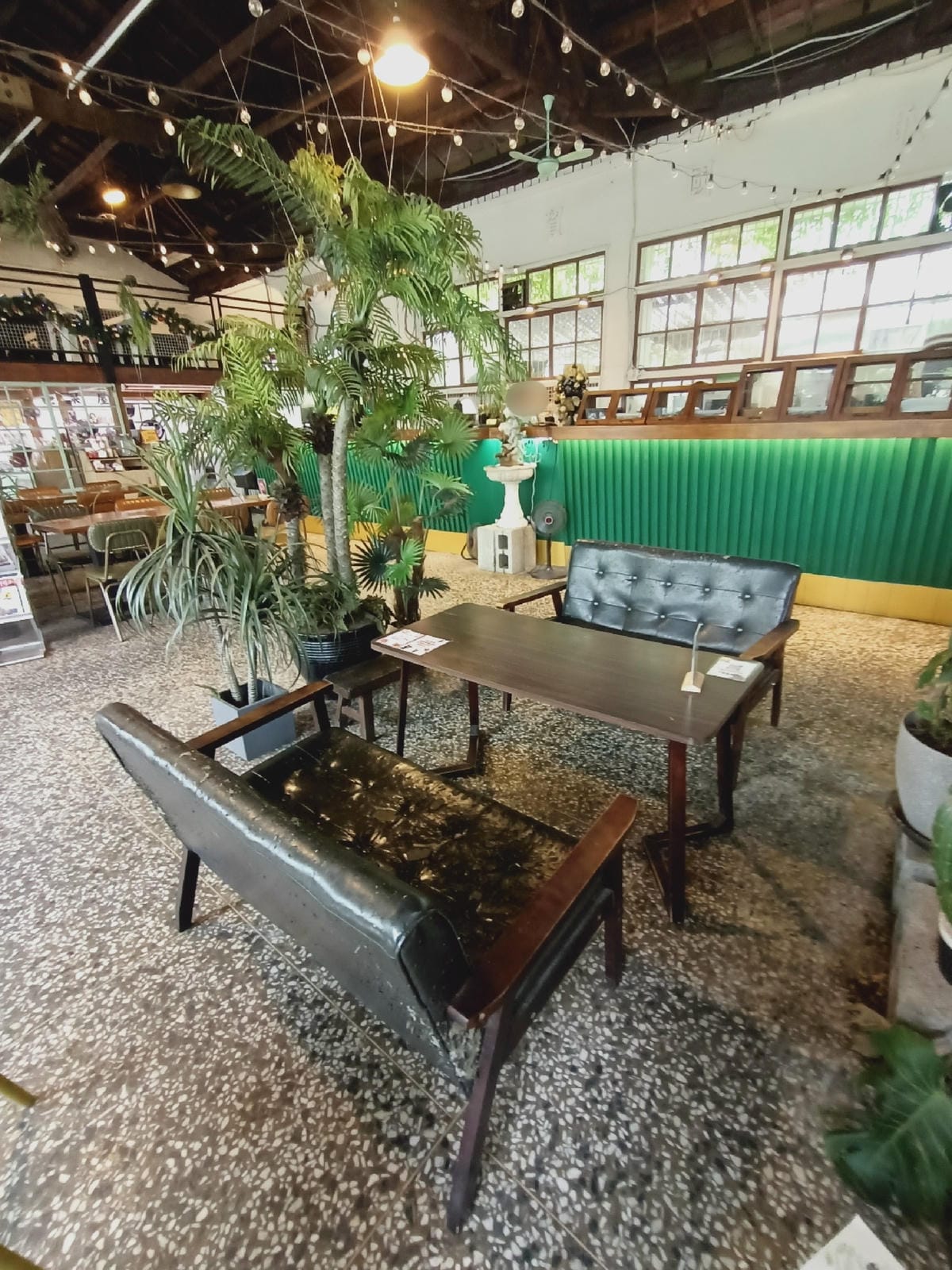 癈溫室-親子竉物友善餐廳-多人聚會也適合